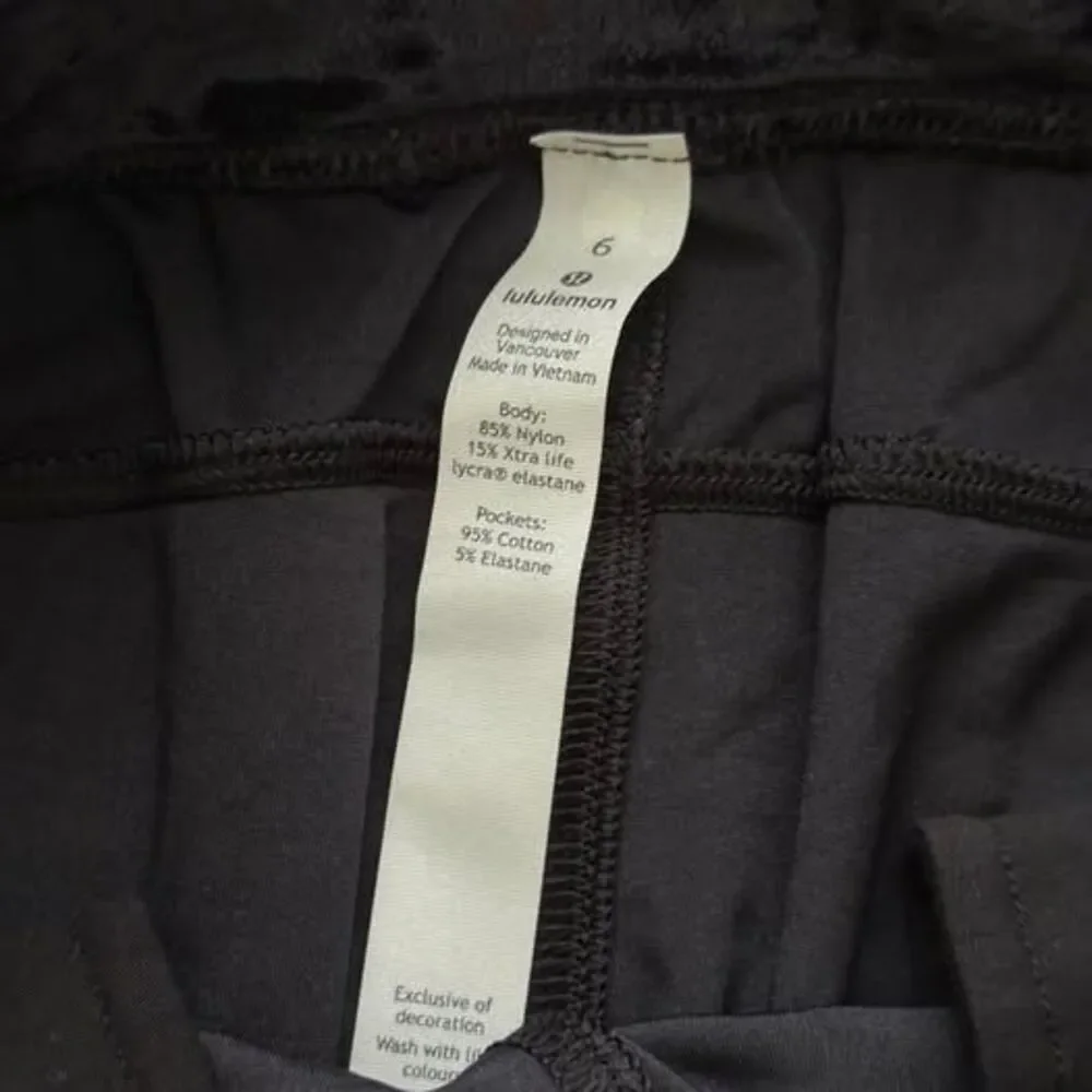 Lululemon Crushed Velvet leggings 6